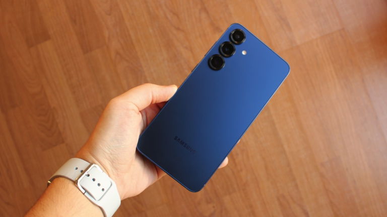 Samsung Galaxy S25 FE : découvrez le prix du nouveau flagship abordable en Europe 2 Samsung Galaxy S25 FE : déjà connu le prix du nouveau modèle haut de gamme économique de Samsung en Europe