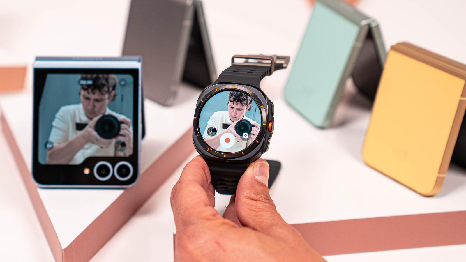 Samsung déploie One UI 8 sur les nouvelles et anciennes Galaxy Watch 3 Samsung Galaxy Watch Ultra 2025 avec des téléphones pliables Samsung