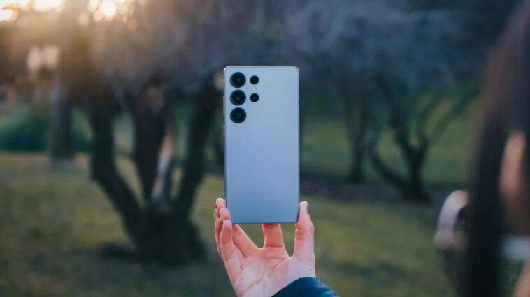 Samsung vise l'excellence : le Galaxy S26 Ultra pourrait booster de 47% la photo par rapport au S25 Ultra 1 Samsung veut plus de lumière : le Galaxy S26 Ultra pourrait améliorer de 47 % la capture photographique par rapport au S25 Ultra