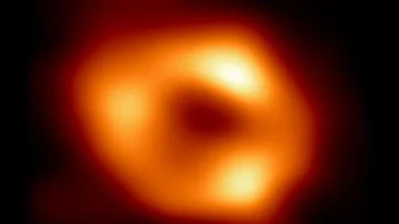 Un astrofysicien a calculé : avec un milliard d'euros, nous pouvons atteindre un trou noir ! 29 Un astrofysicien a calculé : avec un milliard d'euros, nous pouvons atteindre un trou noir !