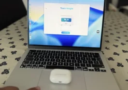Vous voulez transformer votre MacBook en balance ? Moi non plus, mais c'est possible ! 27 Vous voulez transformer votre MacBook en pèse-personne ? Moi non plus, mais c'est possible !