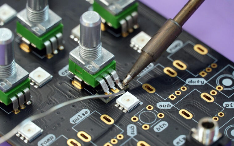 Du prototype au PCB professionnel : votre guide 2025 1 Soudage Pcb