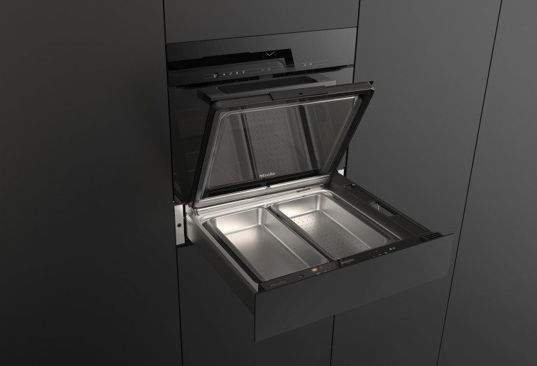 Deux compartiments permettent de préparer différents aliments. (Photo : Miele)