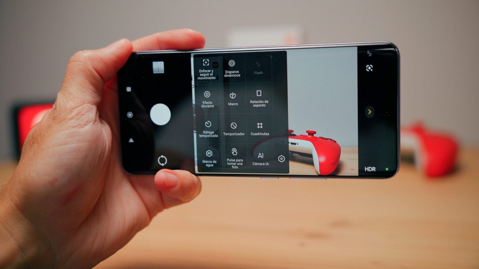 La caméra de votre mobile se fige sans raison ? Voici la raison cachée 3 redmi note 14 pro+ faisant une photo