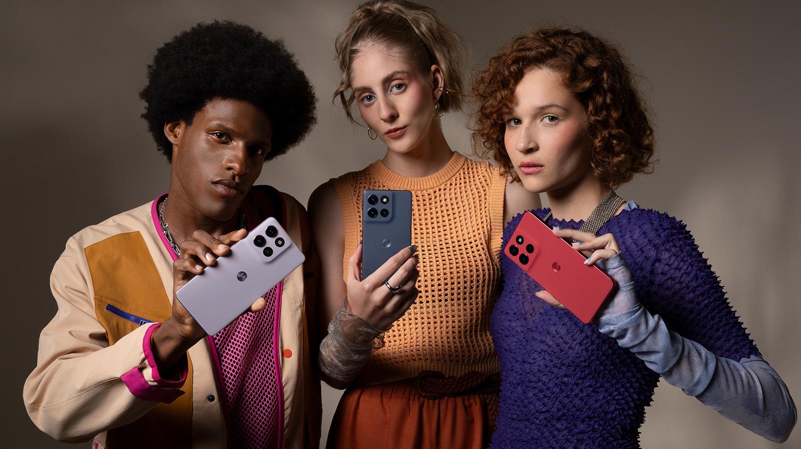 Pars en week-end et laisse la batterie externe à la maison car elle a une autonomie de deux jours : moto g86 power 5G, moto g86 5G et moto g56 5G 5 Motorola moto G86 power 5G / Photo Motorola