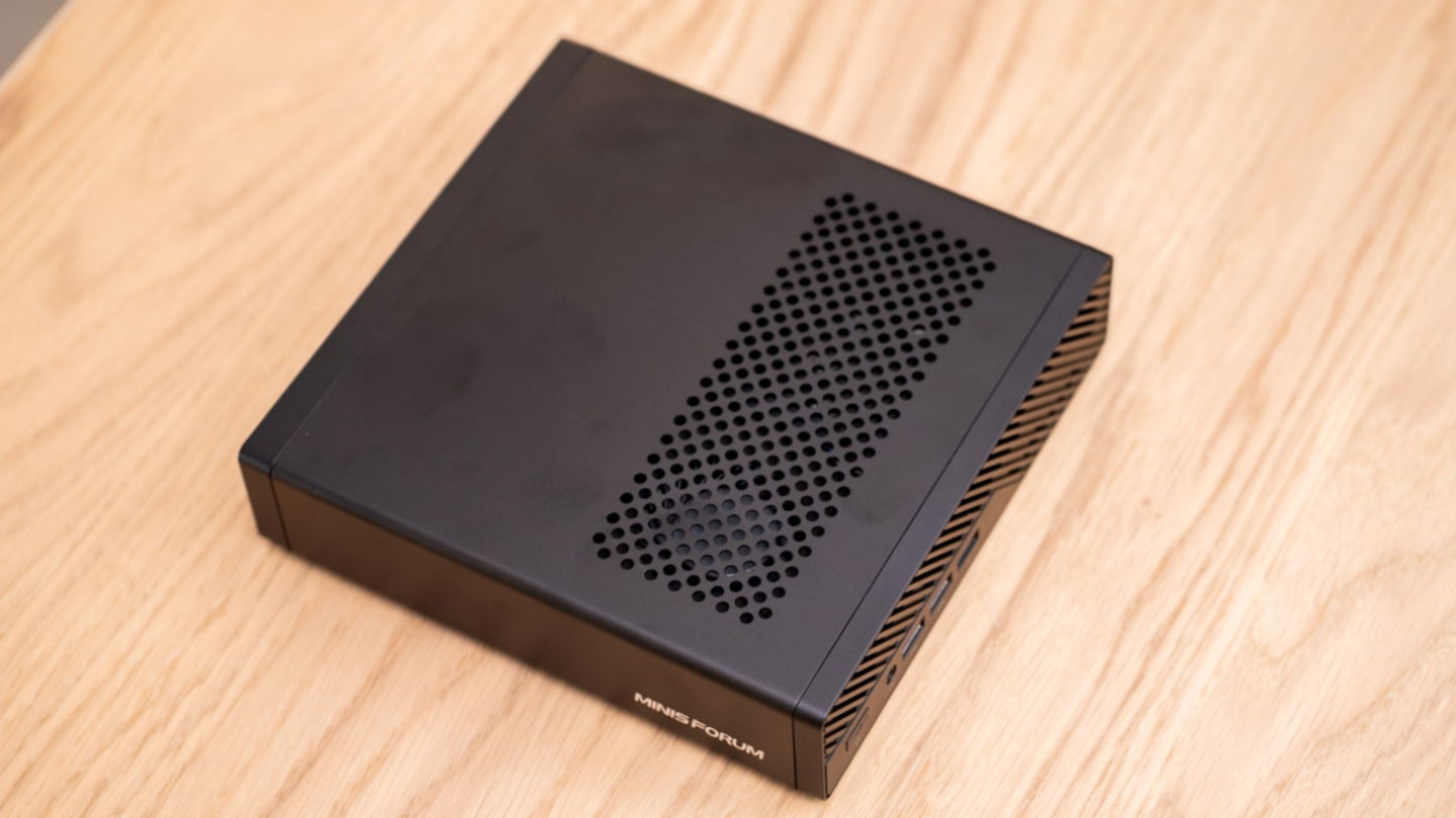 Minisforum MS-A2 : le PC compact AMD avec connectivité 10 GbE et extensibilité optimale 6 Minisforum MS-A2: la mini station de travail AMD avec connectivité 10 GbE et maximum d'expansion