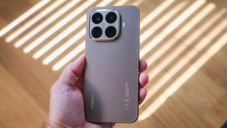 Est-ce une bonne ou une mauvaise idée d'acheter un smartphone dès sa présentation ? 1 Nous assistons au début d'une nouvelle ère technologique : pourquoi le nouveau processeur Android marque un tournant décisif