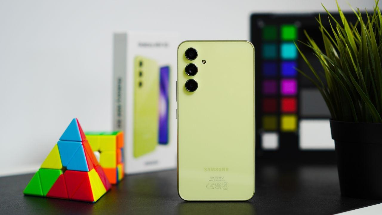 19 modèles de Samsung Galaxy qui peuvent déjà passer à One UI 8 (bien que cela ne soit pas encore lancé) 3 Samsung Galaxy A54