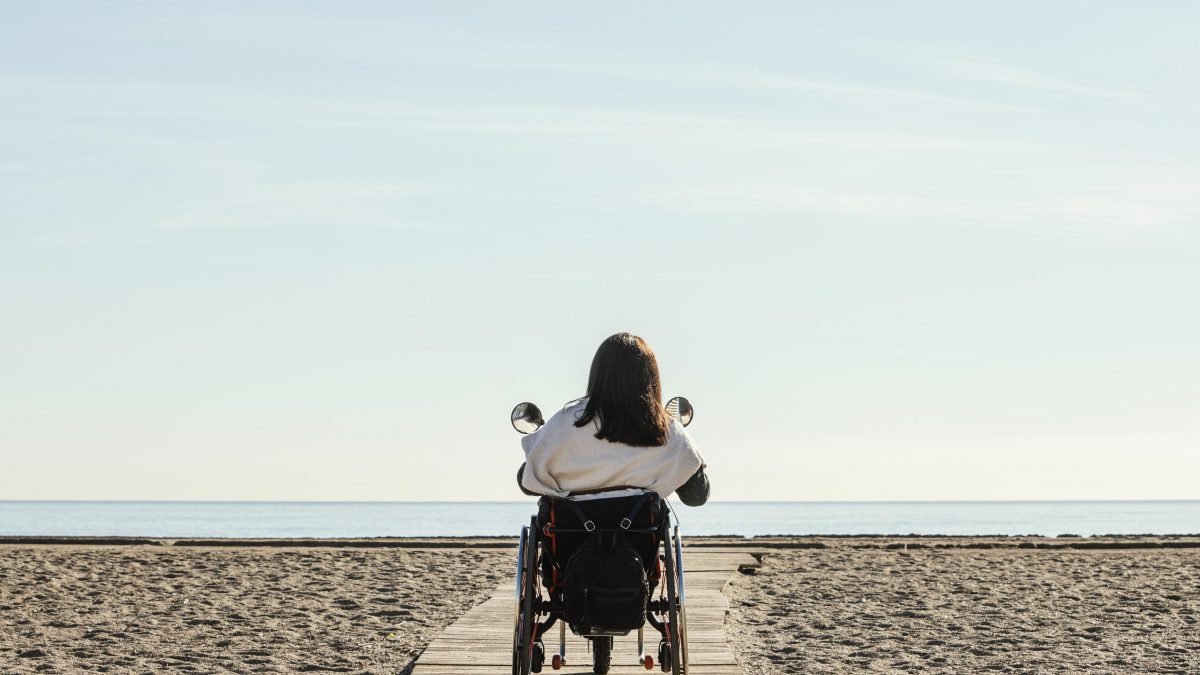 À 24 ans, elle sombre dans le coma et perd ses membres, le récit poignant de Lily : « Avant, je me sentais invincible » 2 Image
