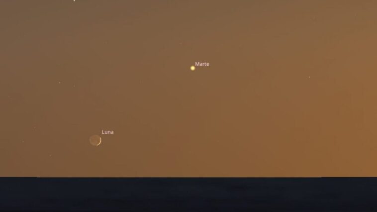 Demain 24 septembre, le baiser furtif de Mars sous le croissant de Lune : à quelle heure l'observer 1 Le baiser entre la Lune et Mars du 24 septembre. Crédit : Stellarium