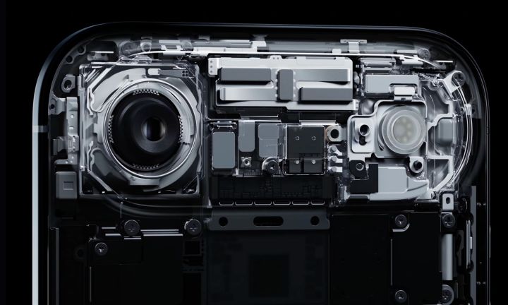 Je pense que l'iPhone Air nous prépare à des lunettes intelligentes Apple 2 Mainboard of iPhone Air.