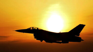 La Chine devance les États-Unis avec son premier chasseur assisté par catapulte
