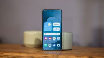 Le Samsung Galaxy S25 FE est là : Galaxy AI, format compact et prix attractifs 10 Le Samsung Galaxy S25 FE est désormais officiel : Galaxy AI, taille compacte et prix compétitifs