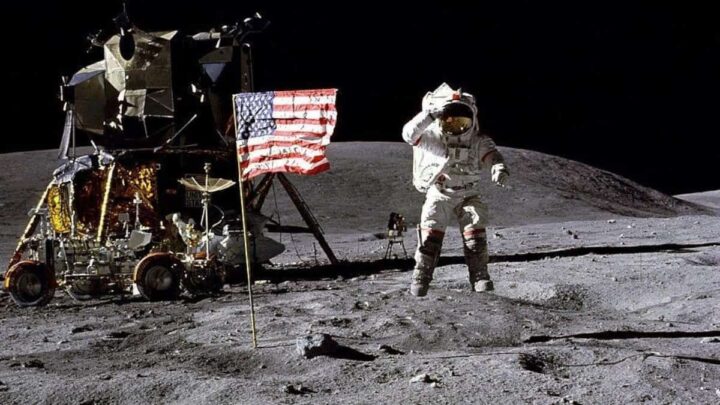 Le premier pays à poser le pied sur la Lune "établira les règles" dans l'espace. Et si c'était la Chine ? 4 Mission Apollo 11 sur la Lune