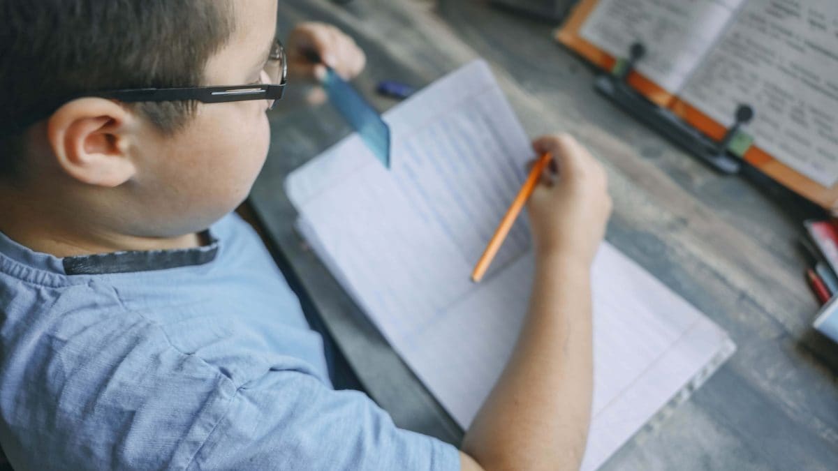 Les États-Unis approuvent les premières lunettes qui freinent la progression de la myopie chez les enfants : découvrez leur fonctionnement 2 Image