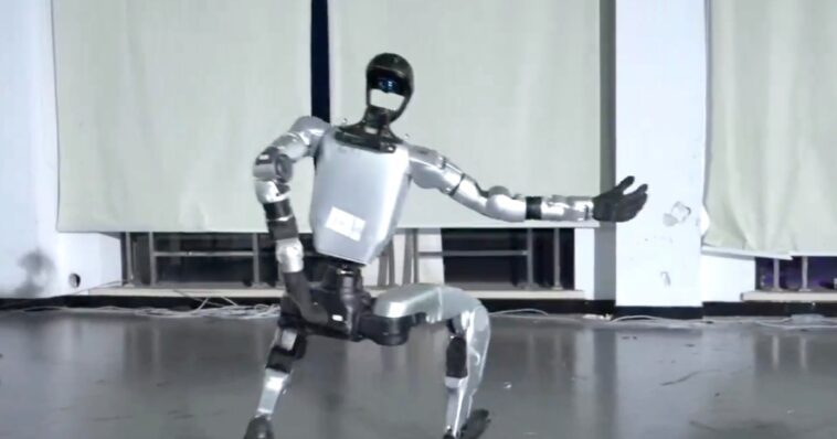 Regardez ce robot humanoïde en action avec son mode 'antigravité' ! 1 Regardez Ce Robot Humanoide En Action Avec Son Mode Antigravite.jpg