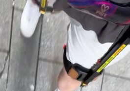 Regardez La Joie Dun Touriste En Essayant Ces Jambes Robotiques.jpeg