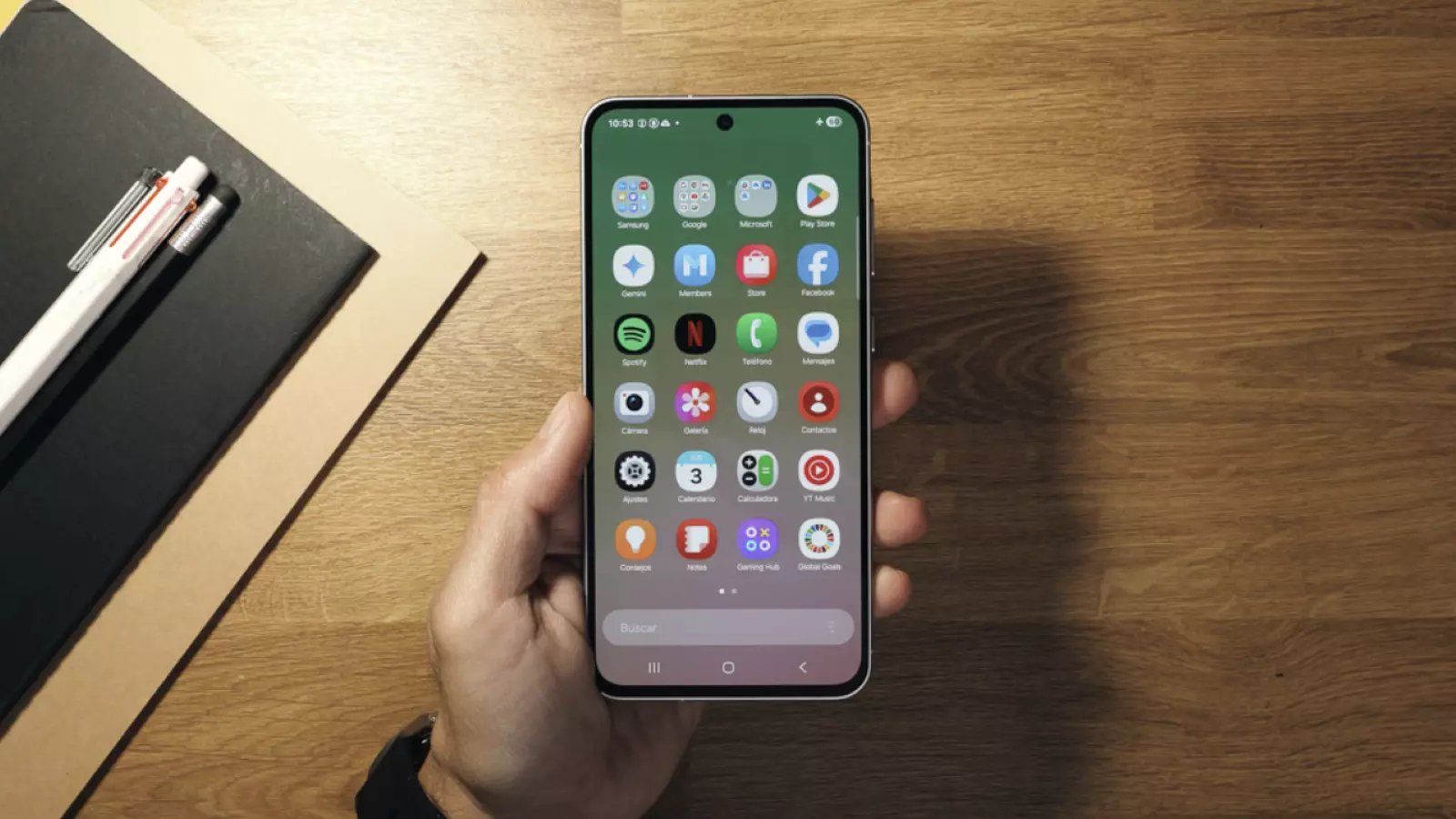 Ne pas activer le mode avion peut vous coûter bien plus cher qu'un billet pour le Japon 2 One UI en mobile de Samsung