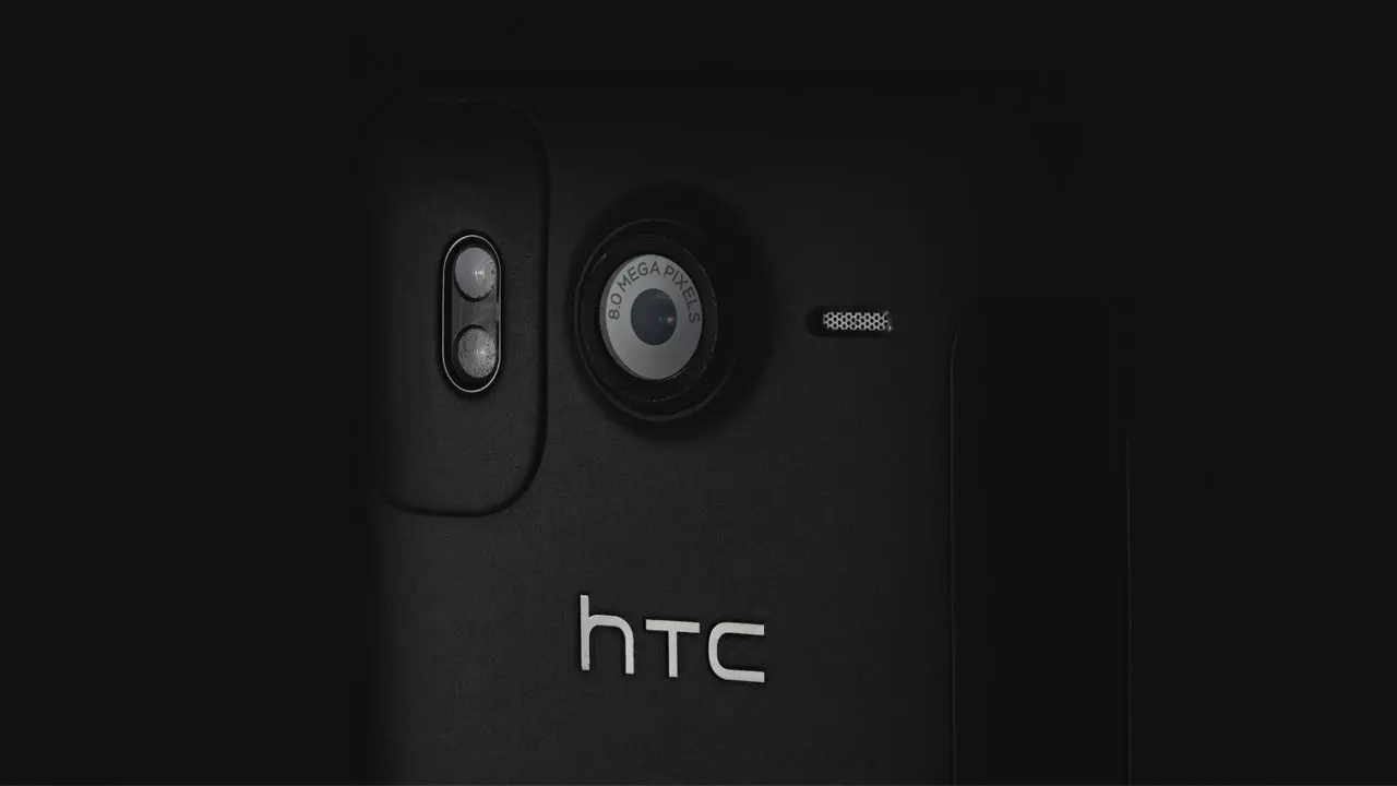 Voyage dans la nostalgie : les marques de téléphones portables qui nous manquent 5 Móvil HTC Desire 620