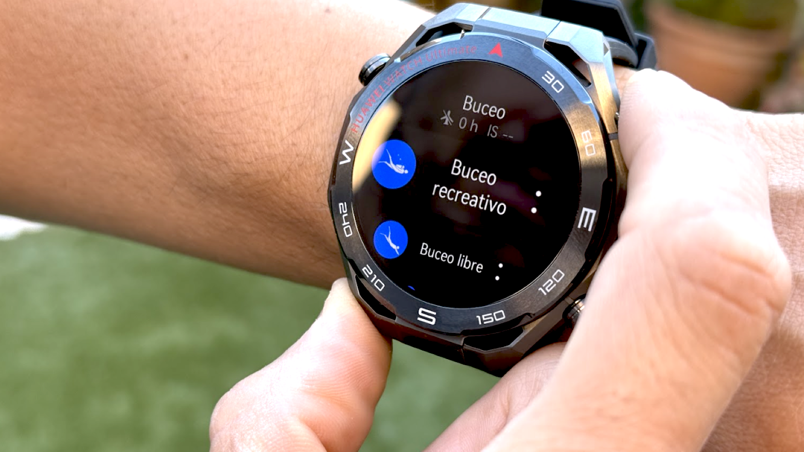 Ces montres sont les titans des profondeurs : idéales pour nager et plonger
