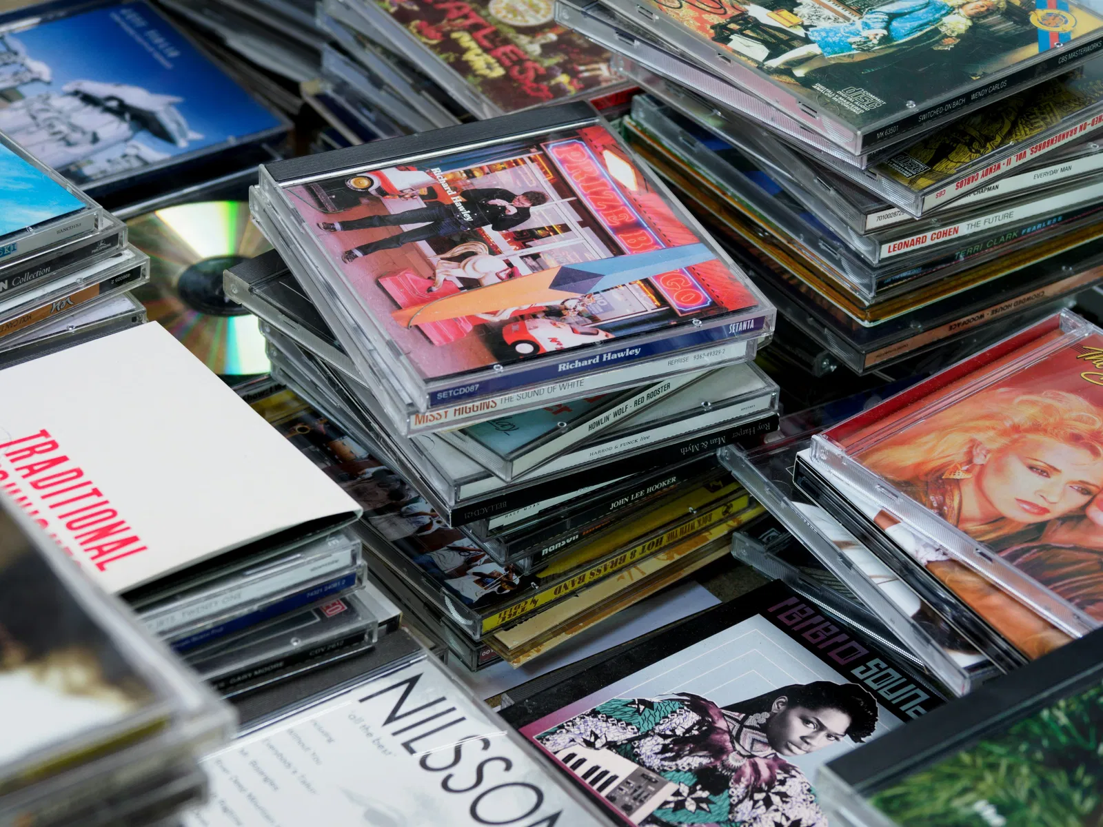 Du gramophone au streaming : comment un siècle nous a transformés avec les algorithmes 7 Du gramophone au streaming : comment nous sommes passés d'une production manuelle aux algorithmes en à peine un siècle
