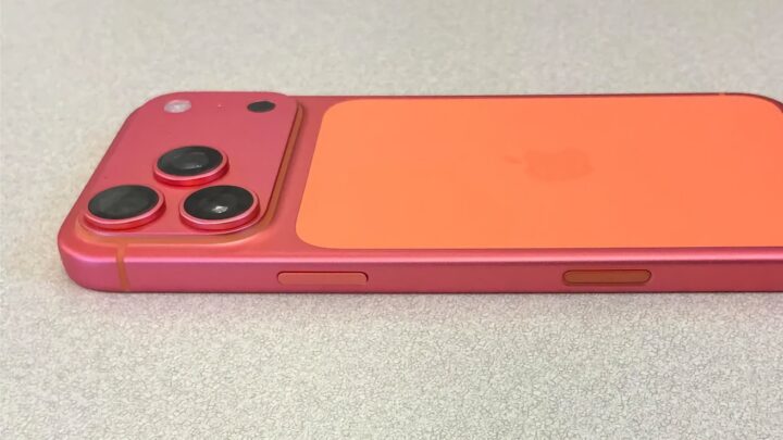 Comment ça se fait ? L'iPhone 17 orange devient rose ? 2 iPhone 17 laranja está a ficar cor de rosa?
