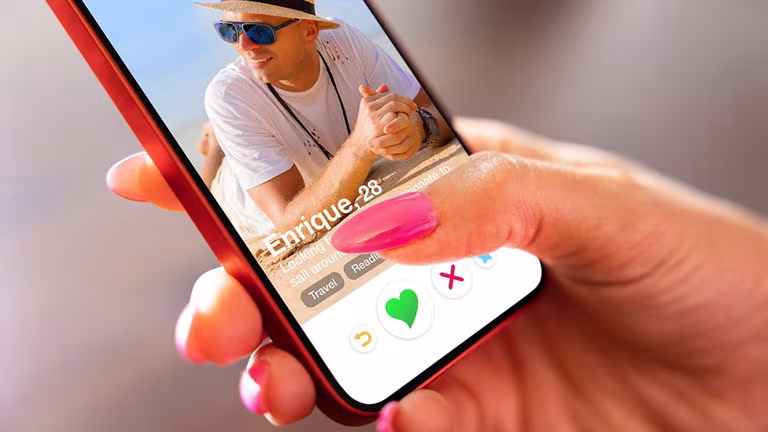 Comment optimiser ton profil Tinder : photos, bio et conseils pratiques 2 Comment améliorer votre profil Tinder : photos, bio et conseils