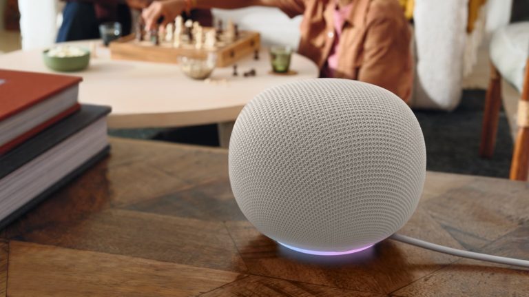 Google Home Speaker : Arrivée de Gemini, mais pas avant 2026 2 Google Home Speaker Porcelain 2