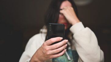 L'application Clothoff interdit : elle permettait de dévêtir des photos de personnes réelles avec l'IA 20 Le Garante interdit l'application Clothoff : elle permettait de dévêtir des photos de personnes réelles avec l'IA