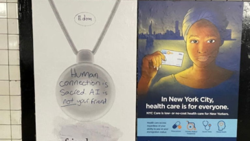 Le pendentif IA “Friend” victime d'une vague de vandalisme à New York 25 Le pendentif IA “Friend” fait l'objet d'une campagne de vandalisme à New York