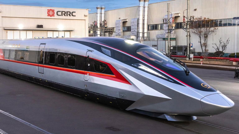 Le train le plus rapide du monde circule en Chine, atteignant 450 km/h 2 Le train le plus rapide du monde est en Chine, capable de circuler à 450 kilomètres par heure