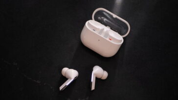Les futurs écouteurs phares de Samsung ressembleront beaucoup plus aux AirPods Pro 3