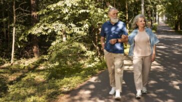 Marcher seulement 4000 pas par jour une fois par semaine peut vous aider à vivre plus longtemps