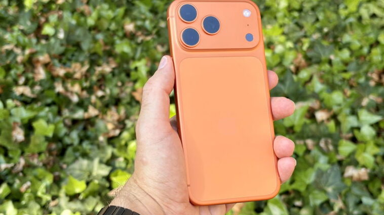 Nouvel iPhone, ancien iPhone : le 18 Pro reste similaire et le 17e arrive avec Dynamic Island limitée 1 Nouveau iPhone, même design : l'iPhone 18 Pro change à peine, et le 17e arrive avec une Dynamic Island « restreinte »