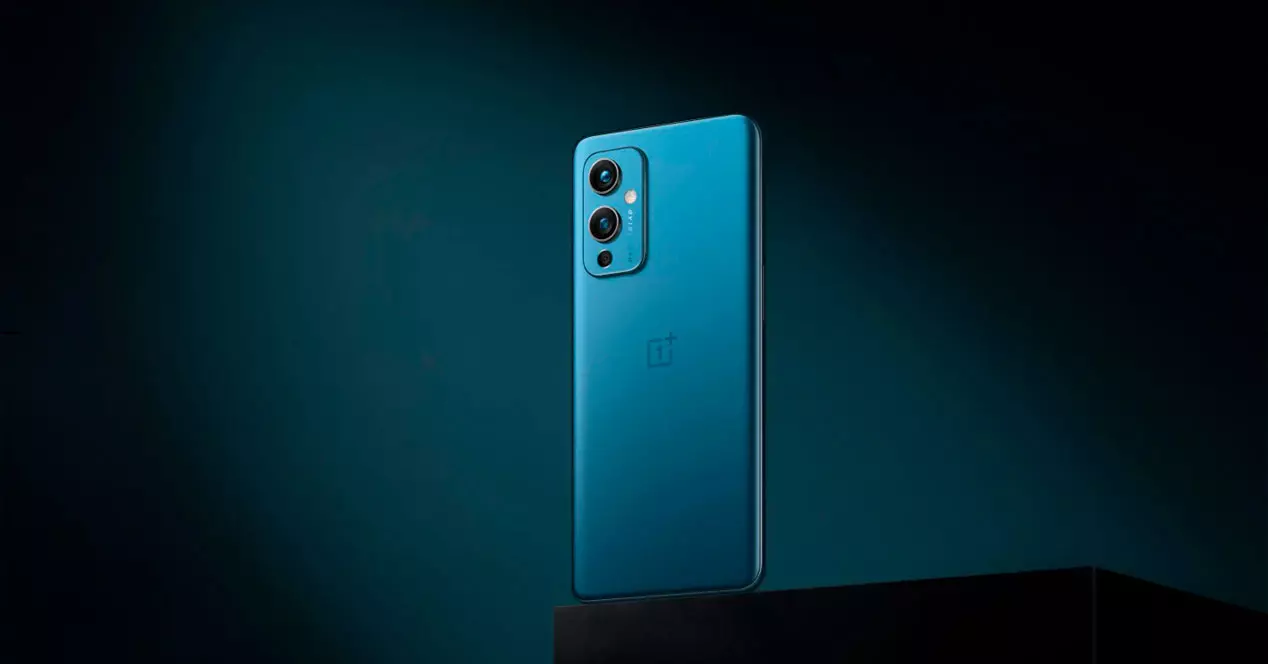 Plus de 10 smartphones haut de gamme qui ne seront plus mis à jour, si vous en possédez un, vous devriez le changer 2 OnePlus 9