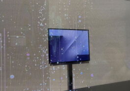 Samsung dévoile son premier smartphone à trois volets ! 13 Samsung montre pour la première fois son premier smartphone triple pliable