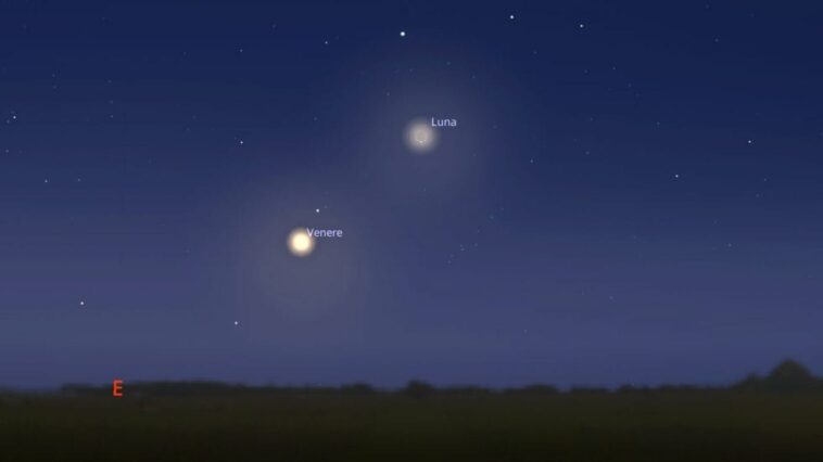 Sublime étreinte de la Lune et de Vénus entre le 18 et le 19 octobre : découvrez à quelle heure admirer ce spectacle céleste 1 Simulation du 'baiser' entre la Lune et Vénus du 19 octobre 2025. Crédit : Stellarium