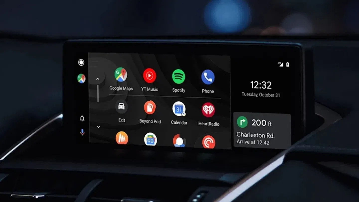 Comment connecter Android Auto via USB ou sans fil 4 Android Auto recevra aussi Gemini, Google étend l'IA à tous ses produits