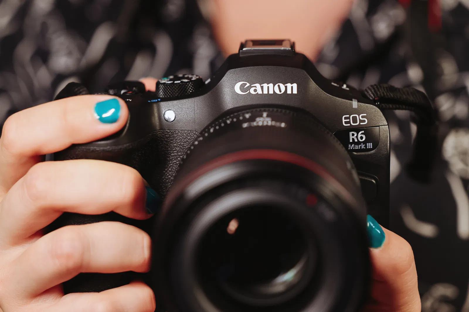 Canon dévoile l'EOS R6 Mark III et l'objectif RF 45mm f/1.2 STM, la combinaison idéale pour tous 3 Camera1_Lifestyle_Corinne Cumming_2619