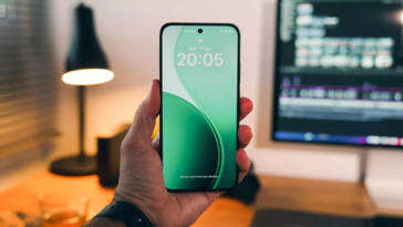 J'ai échangé mon Google Pixel 8 contre un smartphone de milieu de gamme de 2025 et je ne le regrette pas