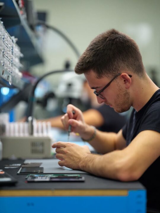 iSell & Repair et iPremium : une alliance qui inaugure une nouvelle ère dans l'assistance technologique 7 1763654246 924 iSell Repair et iPremium une alliance qui inaugure