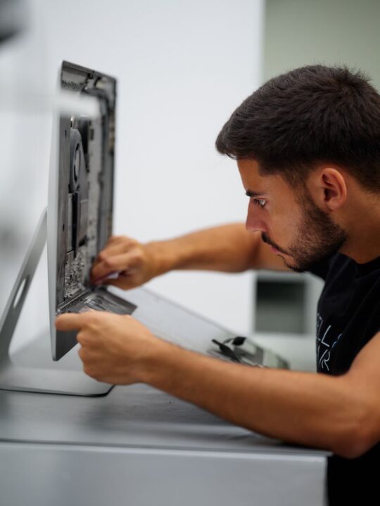 iSell & Repair et iPremium : une alliance qui inaugure une nouvelle ère dans l'assistance technologique 8 1763654247 931 iSell Repair et iPremium une alliance qui inaugure