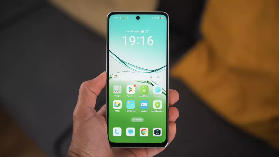 Si tu offres à ton enfant l'un de ces mobiles, ce sera le meilleur Noël de sa vie 4 Écran de l'OPPO A5 Pro