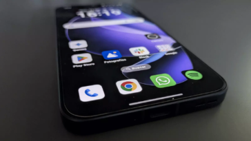 Avant d'acheter un téléphone portable pour Noël, vous devriez prêter attention à deux choses : ce sont les plus utilisées et pourtant, personne ne s'y intéresse 17 Avant d'acheter un téléphone portable pour Noël, vous devriez prêter attention à deux choses : ce sont les plus utilisées et pourtant, personne ne s'y intéresse