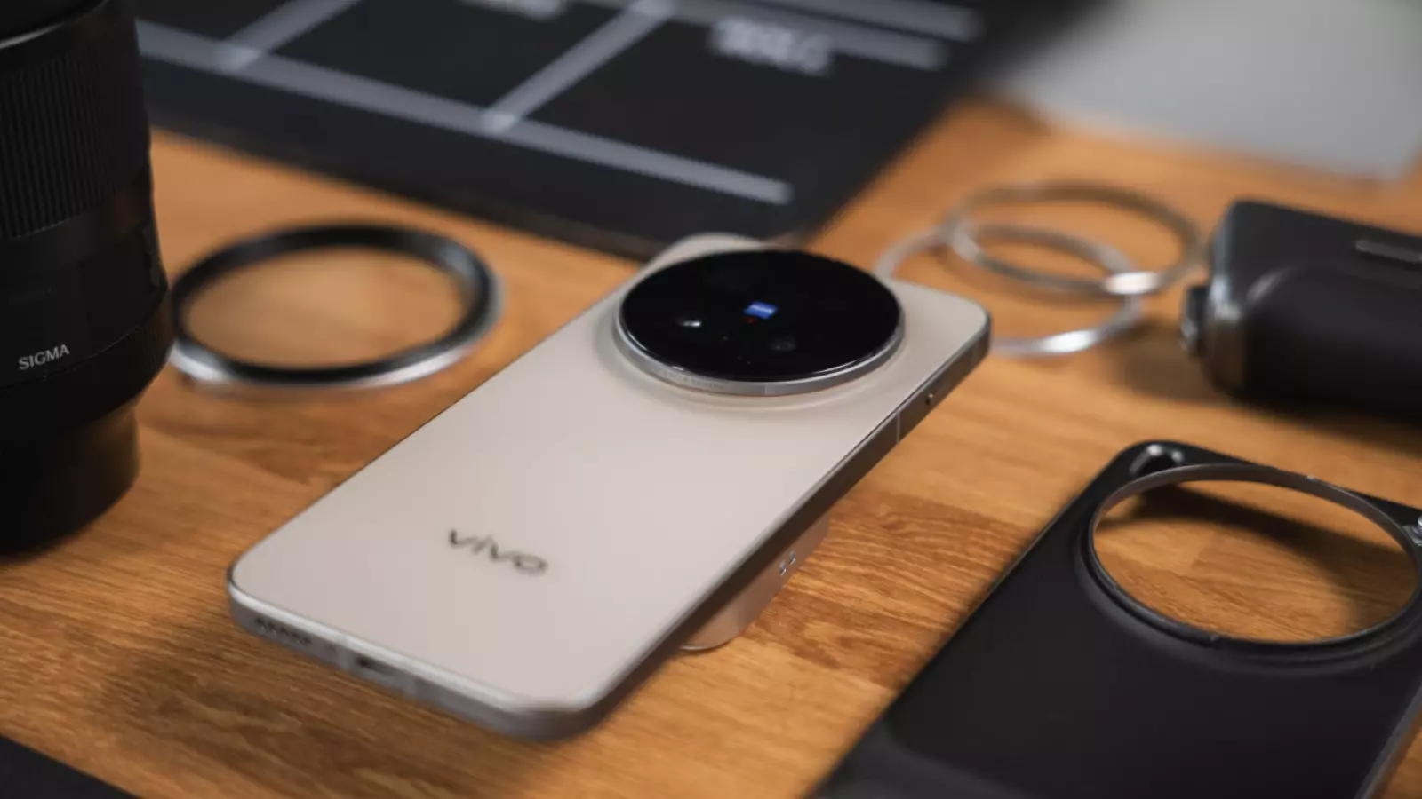 Y a-t-il un Android qui enregistre des vidéos mieux que l'iPhone ? Oui, et ses photos sont également impressionnantes 2 vivo x300 pro