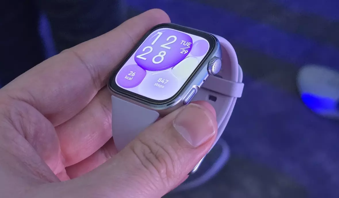 Ces smartwatches sont légères et parfaites pour les poignets fins 3 Huawei Watch Fit 4