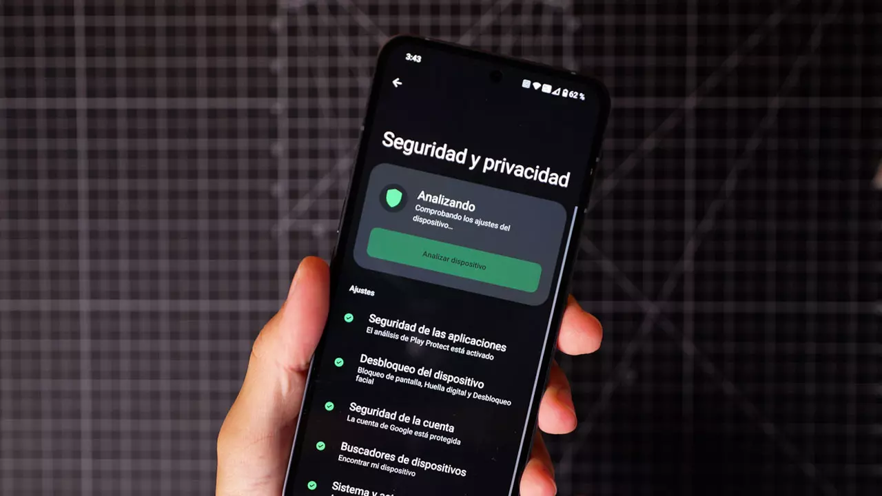 Des hackers utilisent le GPS de votre mobile et une application de Google pour vous traquer 2 apps sécurité moviles