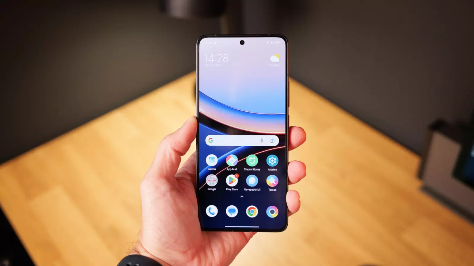 Est-ce une bonne ou une mauvaise idée d'acheter un smartphone dès sa présentation ? 2 Écran d'accueil du POCO F7 Ultra