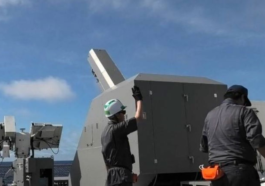 La Chine construit un porte-avions nucléaire avec des armes laser, semblant issues de la science-fiction, capables de détruire n'importe quel aéronef européen ou américain