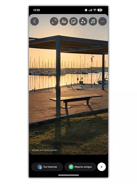 Le truc pour publier des photos sur Instagram sans que l'application te force à les recadrer 2 Histoire d'Instagram ajustée